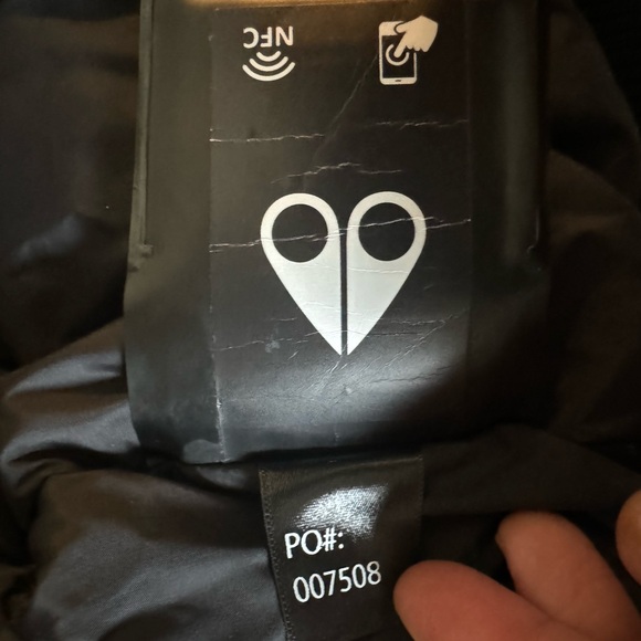 Moose knuckle gold hardware. Size large - kids / or women’s -small. No hood - Picture 4 of 6